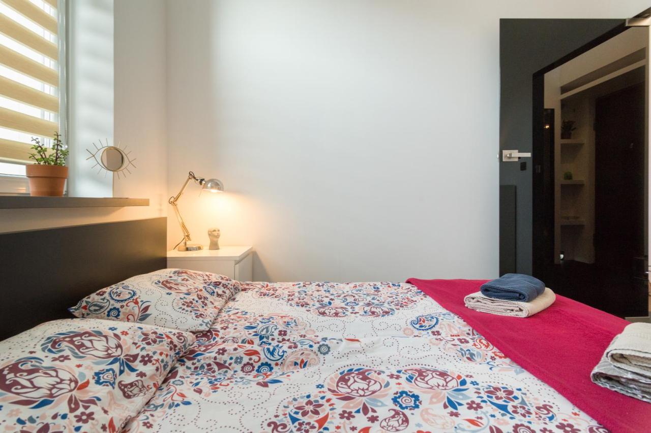 Modern, Stylish And Comfy In Trendy Jewish Quarter Апартаменти
